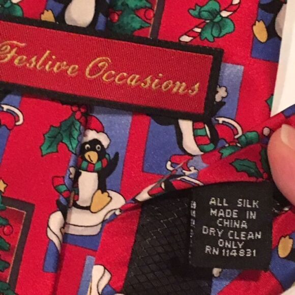 Fun Men's Silk Christmas Tie with Penguins - Picture 2 of 3
